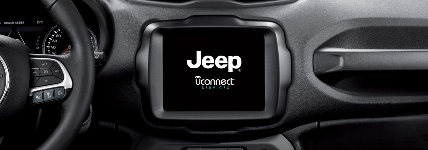 /content/dam/jeep/crossmarket/RENEGADE-MY20/RenegadeMY20_Overview/1-Desktop/Jeep-renegade-suv-technology-dashboard-tablet-1450X510_v1.jpg