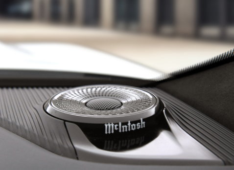 Système audio McIntosh® haut de gamme avec 19 haut-parleurs